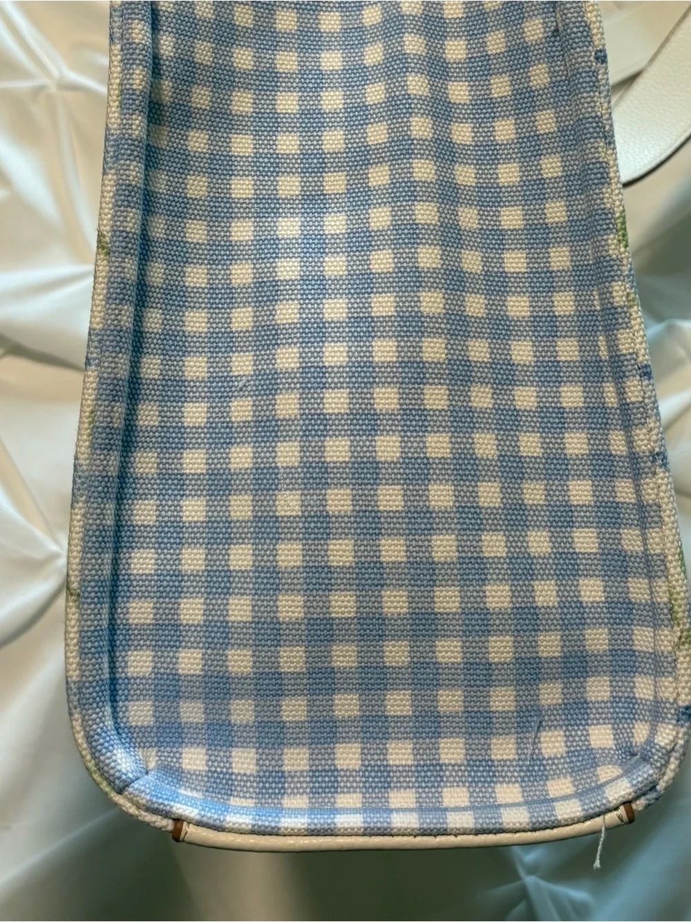 Nanette Lepore Elle Satchel Blueberry Blooms Gingham Tote & Airtag Holder NWT